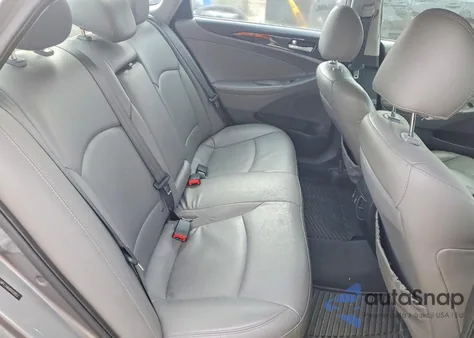 2013 Hyundai Sonata Se z USA, uszkodzony, nr VIN 5NPEC4AB4DH559953